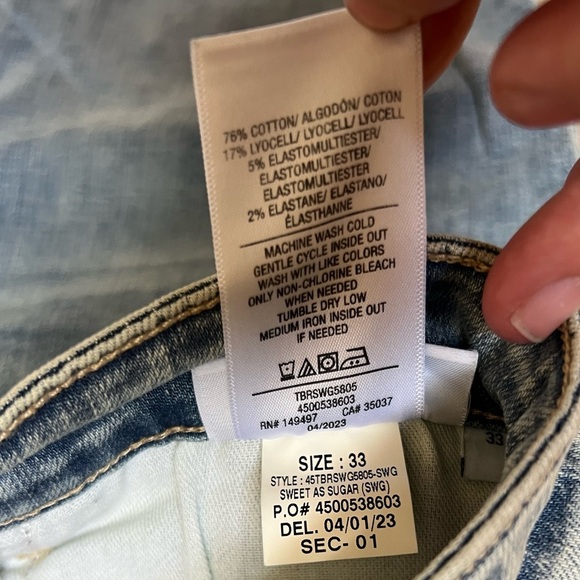 THE PROVOCATEUR
PETITE BOOTCUT // FLAWLESS // 30" INSEAM // SWEET AS SUGAR sz 33 - Picture 9 of 12